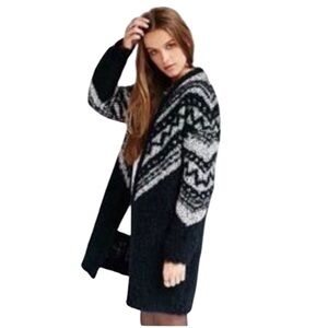 ANTHROPOLOGIE ECOTE LONG OPEN BLACK WHITE CARDIGAN EYELASH SWEATER M